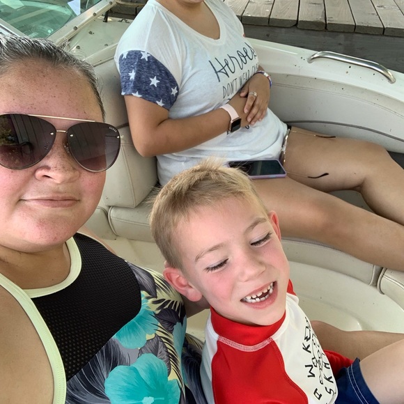 Meet your Posher, Diana - Picture 4 of 4